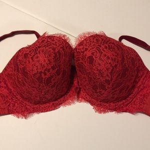 Victoria’s Secret dream Angels bra. 38D